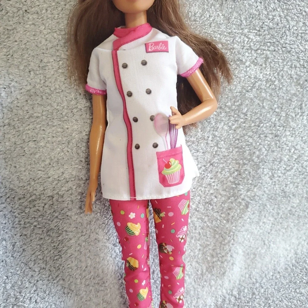 Mattel Barbie I Can Be Anything Pastry Chef Doll‎
